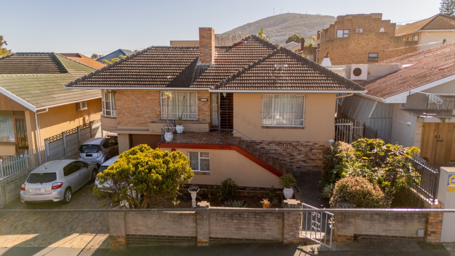 4 Bedroom Property for Sale in Avondale Western Cape